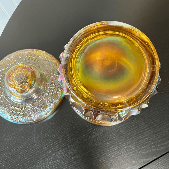 Vintage Fenton Gold Iridescent Tabacco Jar - New Autman Gold Grape Design - Picture 4 of 6